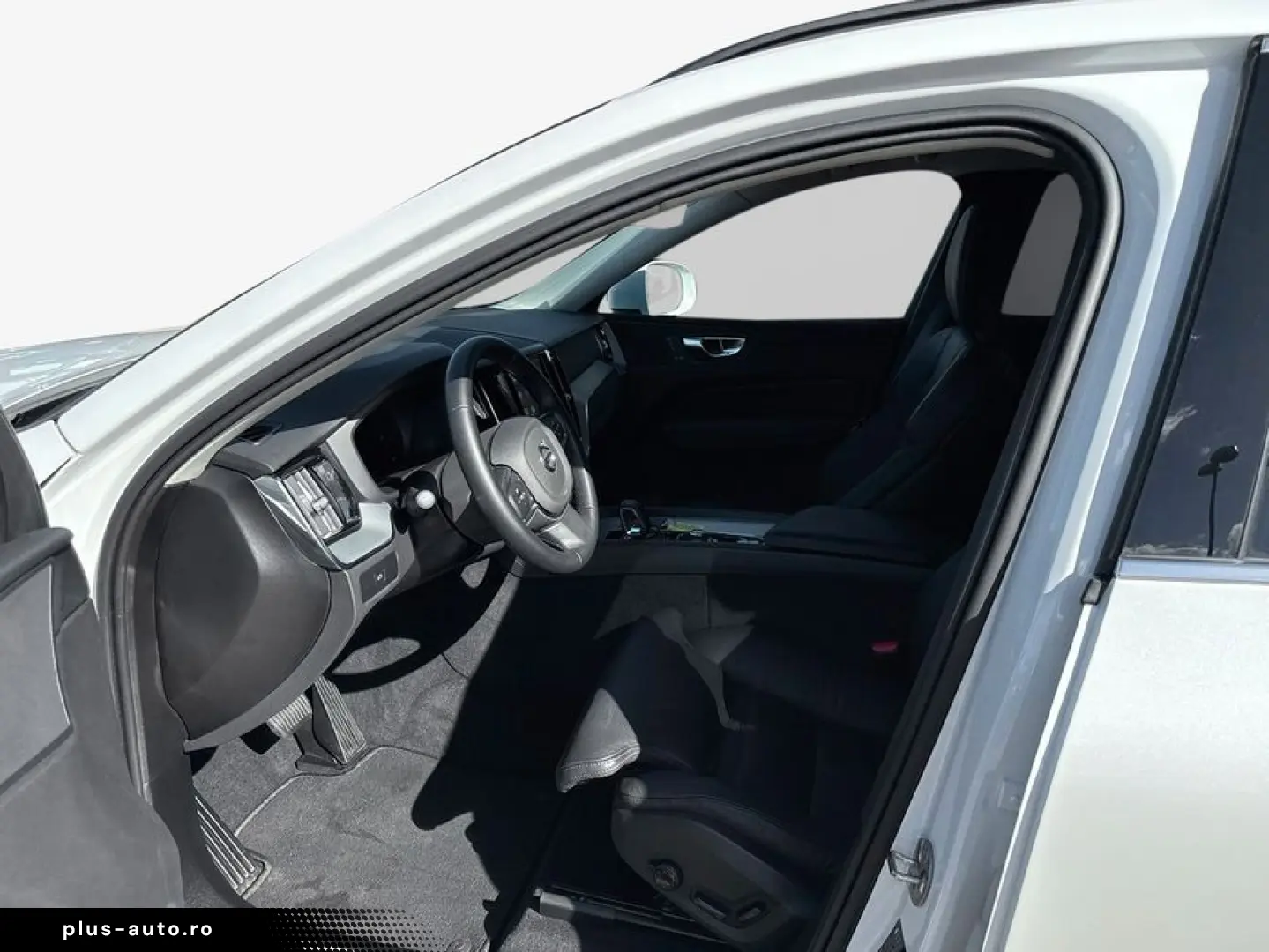 VOLVO XC60 B5 B AWD Core