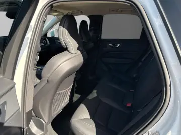 VOLVO XC60 B5 B AWD Core