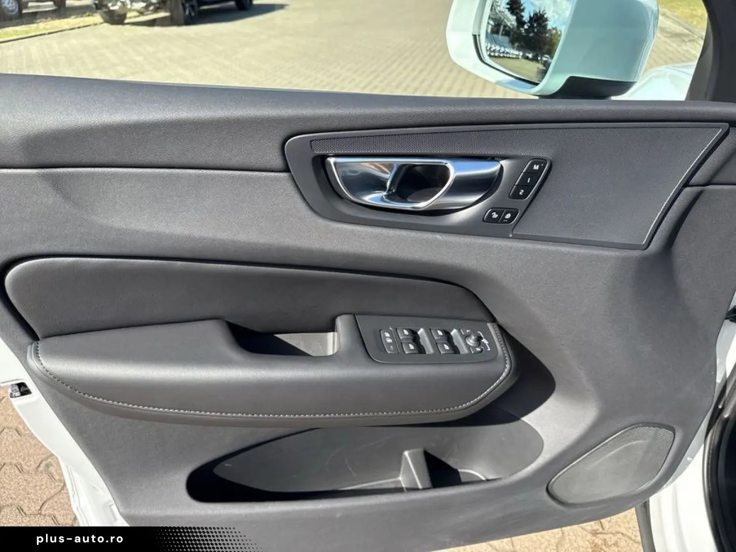 VOLVO XC60 B5 B AWD Core