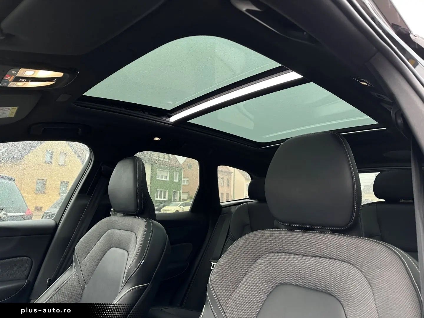 VOLVO XC60 H&K Panorama 21-Zoll Standheiz Sportsitze