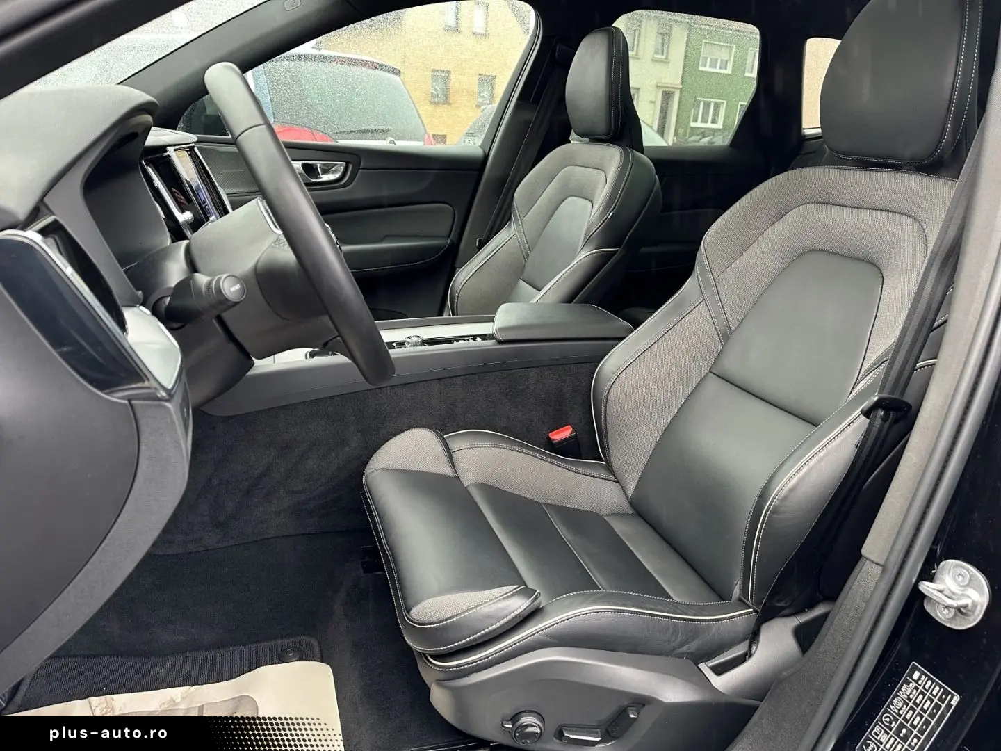 VOLVO XC60 H&K Panorama 21-Zoll Standheiz Sportsitze