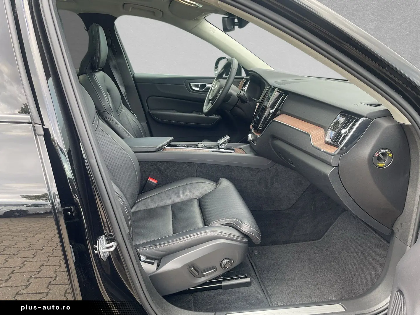 VOLVO XC60 B4 Panorma Standheizung 360  Kamera