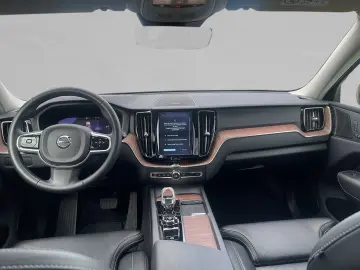 VOLVO XC60 B4 Panorma Standheizung 360  Kamera