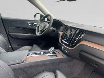 VOLVO XC60 B4 Panorma Standheizung 360  Kamera