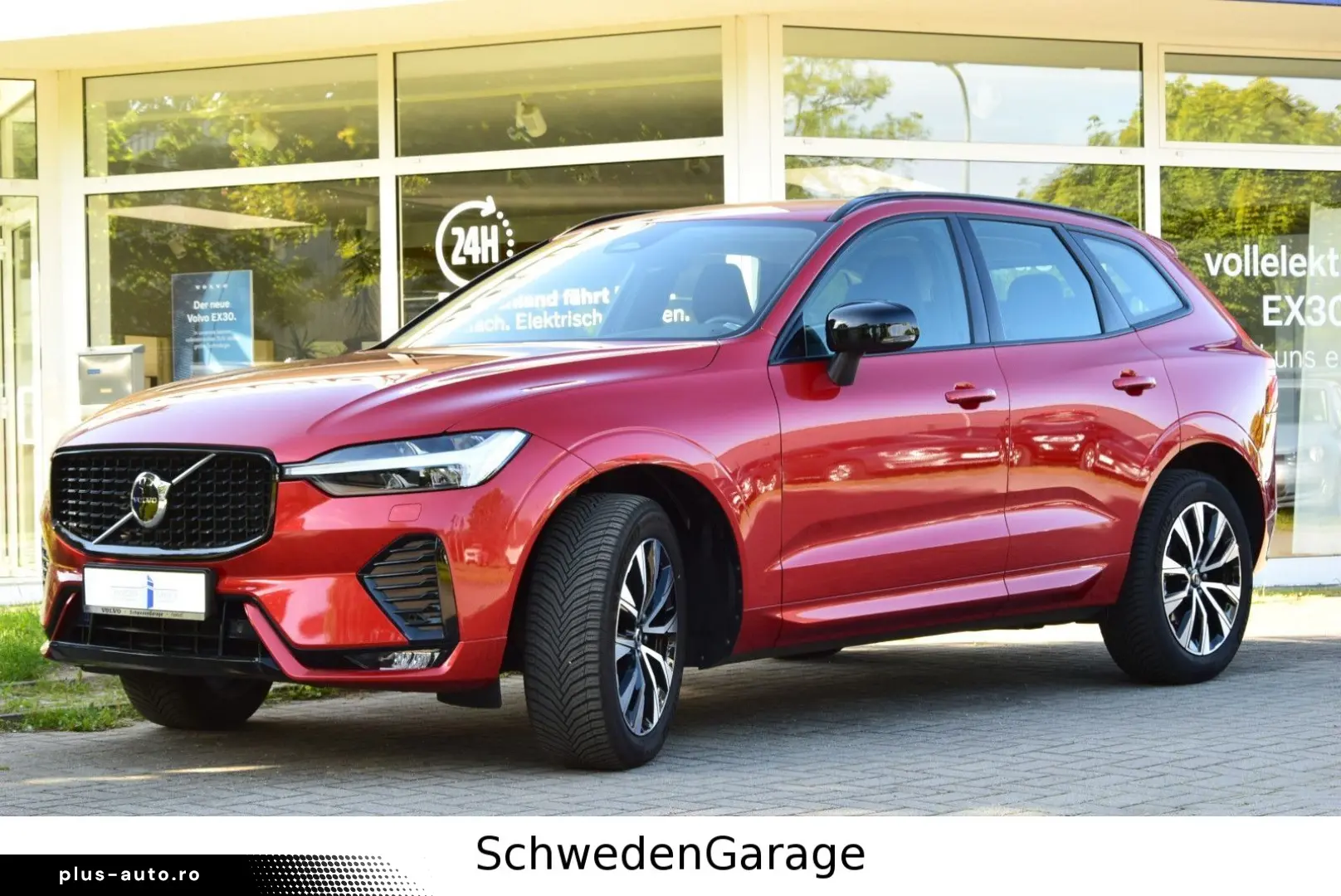 VOLVO XC60 B4 Plus Dark