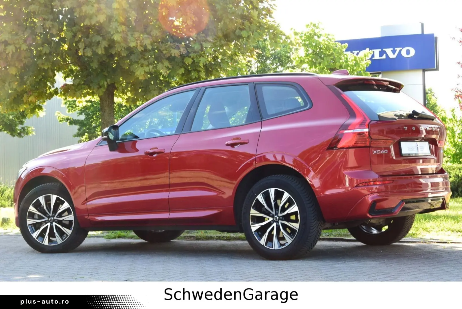 VOLVO XC60 B4 Plus Dark