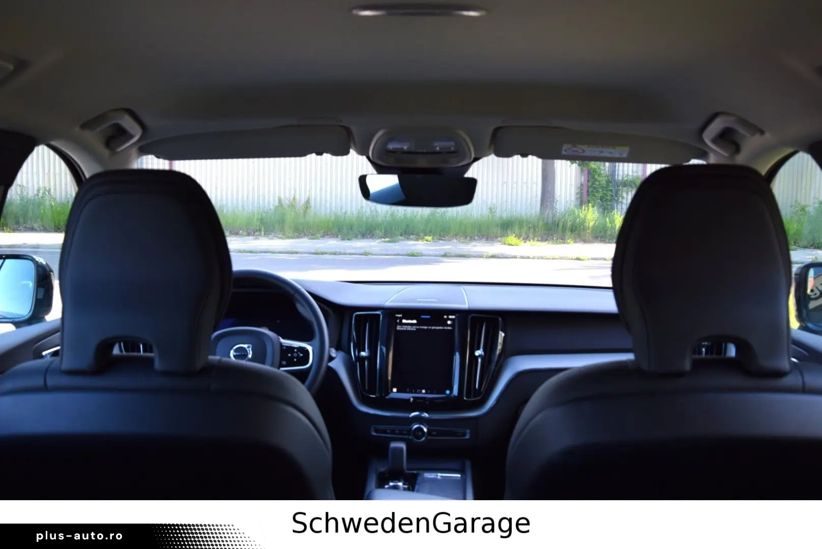 VOLVO XC60 B4 Plus Dark