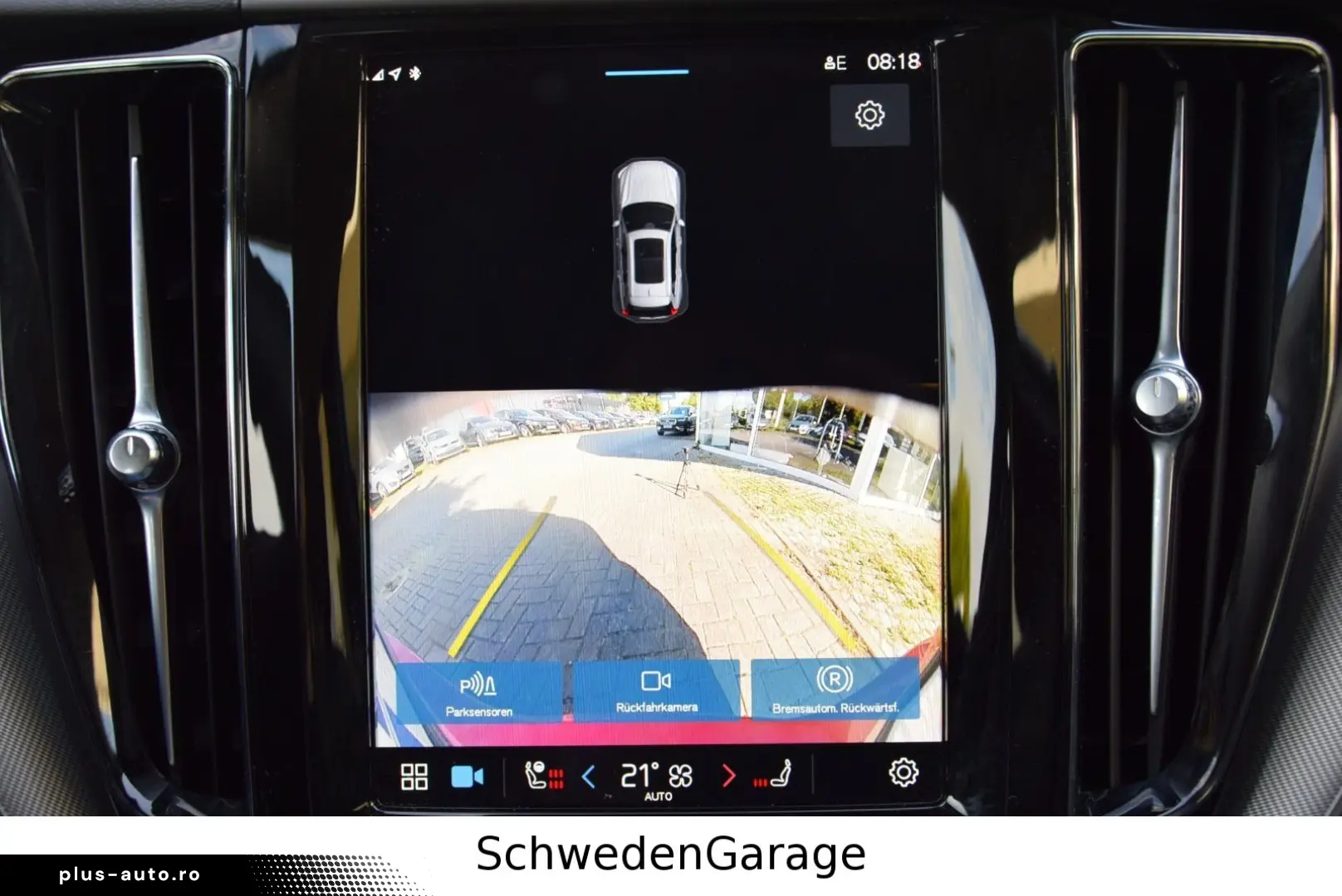 VOLVO XC60 B4 Plus Dark