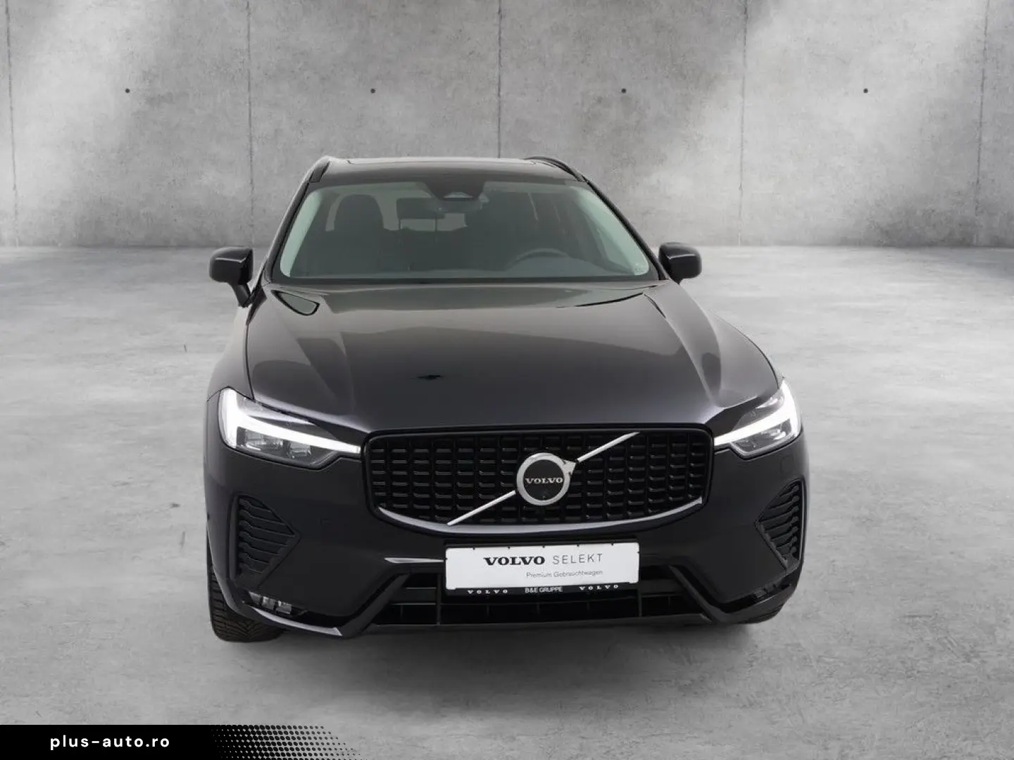 VOLVO XC60 B4 (D) AWD Plus Dark H K HGSD FACEL. LED