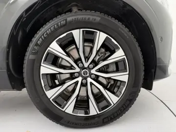 VOLVO XC60 B4 (D) AWD Plus Dark H K HGSD FACEL. LED