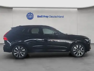 VOLVO XC60 B4 D Plus Dark