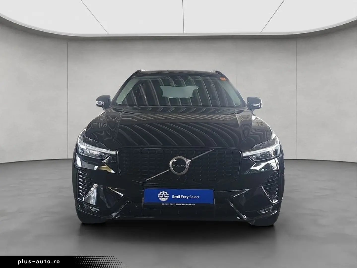 VOLVO XC60 B4 D Plus Dark