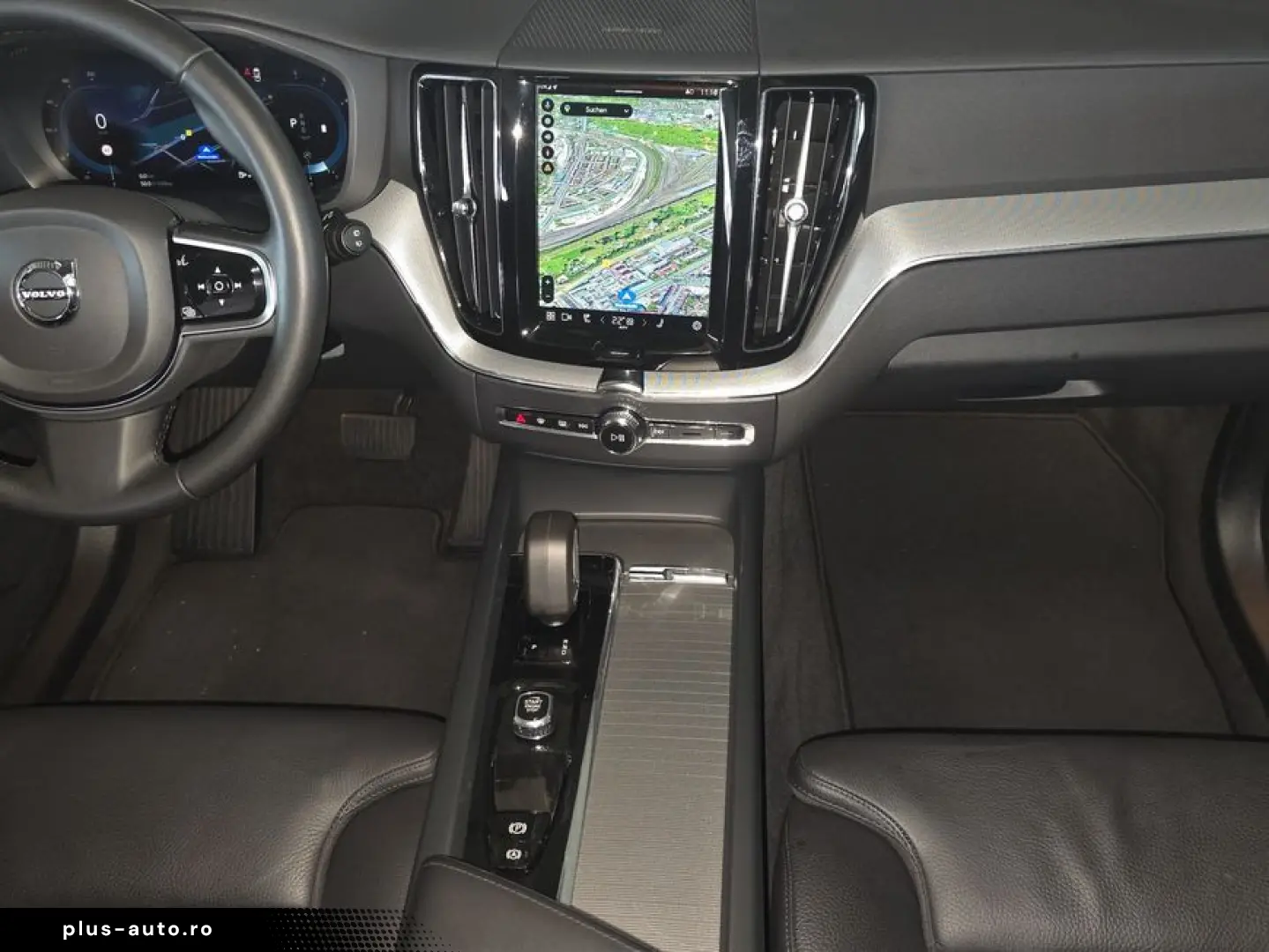 VOLVO XC60 B4 D Plus Dark