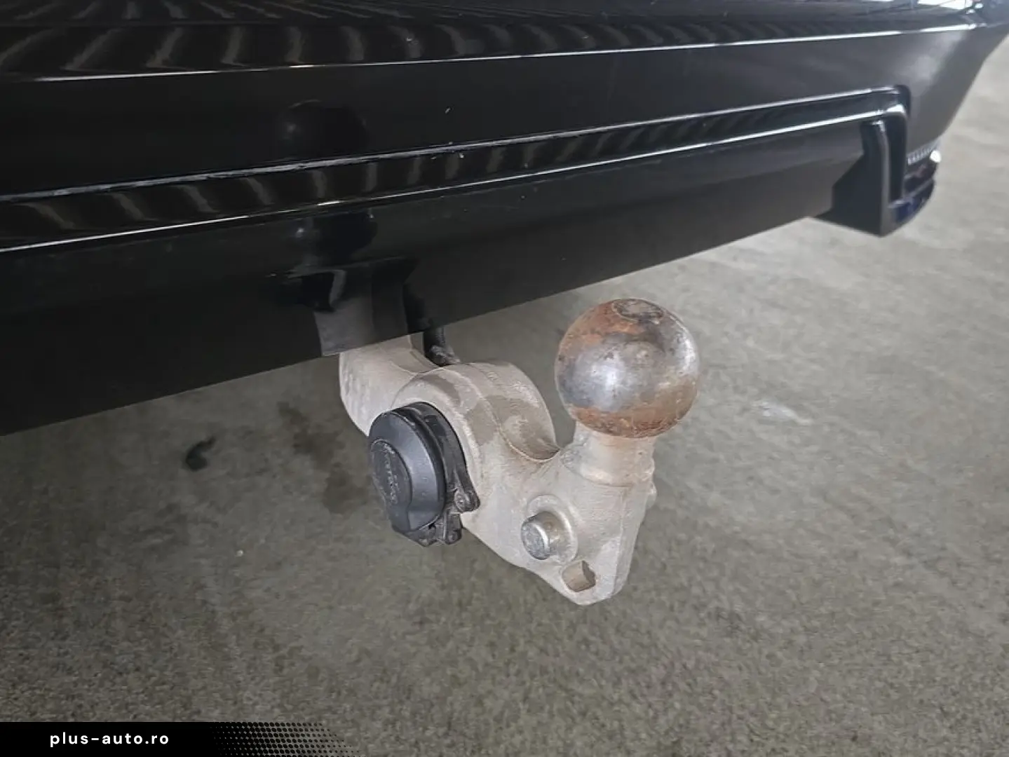 VOLVO XC60 B4 D Plus Dark