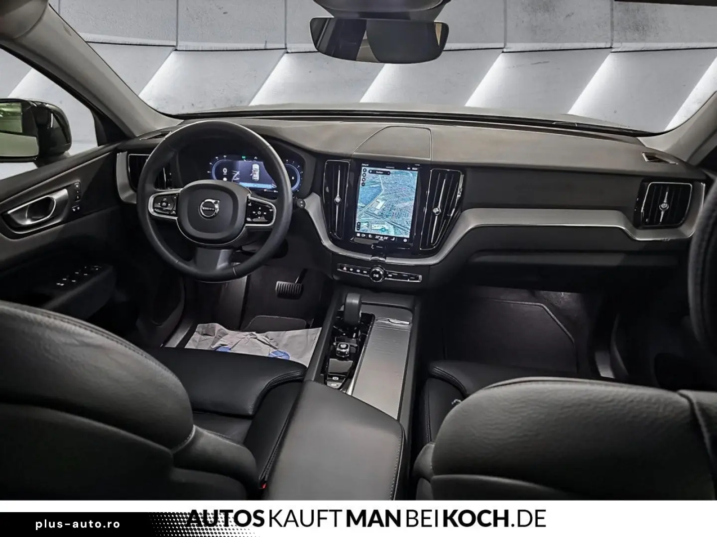 VOLVO XC60 B4 Plus Dark AHK 4SHz LHz eSitze MEM GOOGLE