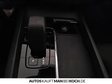 VOLVO XC60 B4 Plus Dark AHK 4SHz LHz eSitze MEM GOOGLE