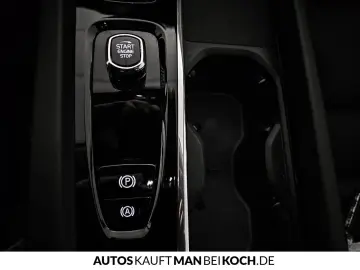 VOLVO XC60 B4 Plus Dark AHK 4SHz LHz eSitze MEM GOOGLE