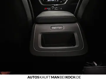VOLVO XC60 B4 Plus Dark AHK 4SHz LHz eSitze MEM GOOGLE