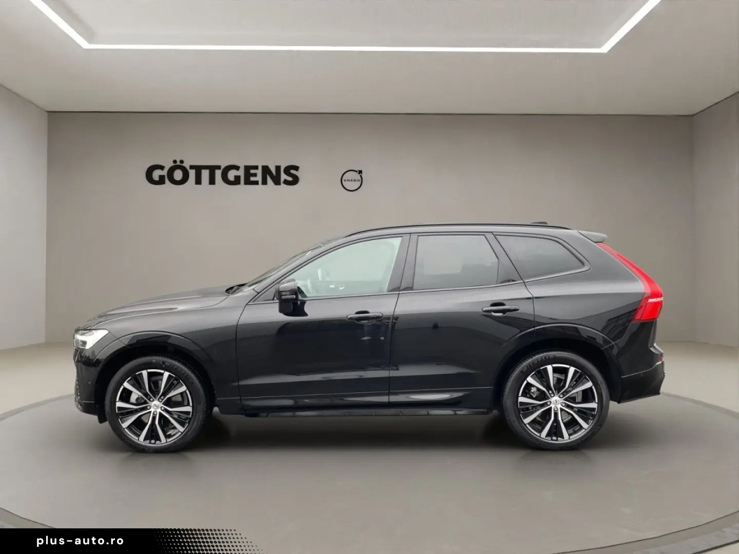 VOLVO XC60 B4 Plus Dark Business LED ACC BLIS 360  H