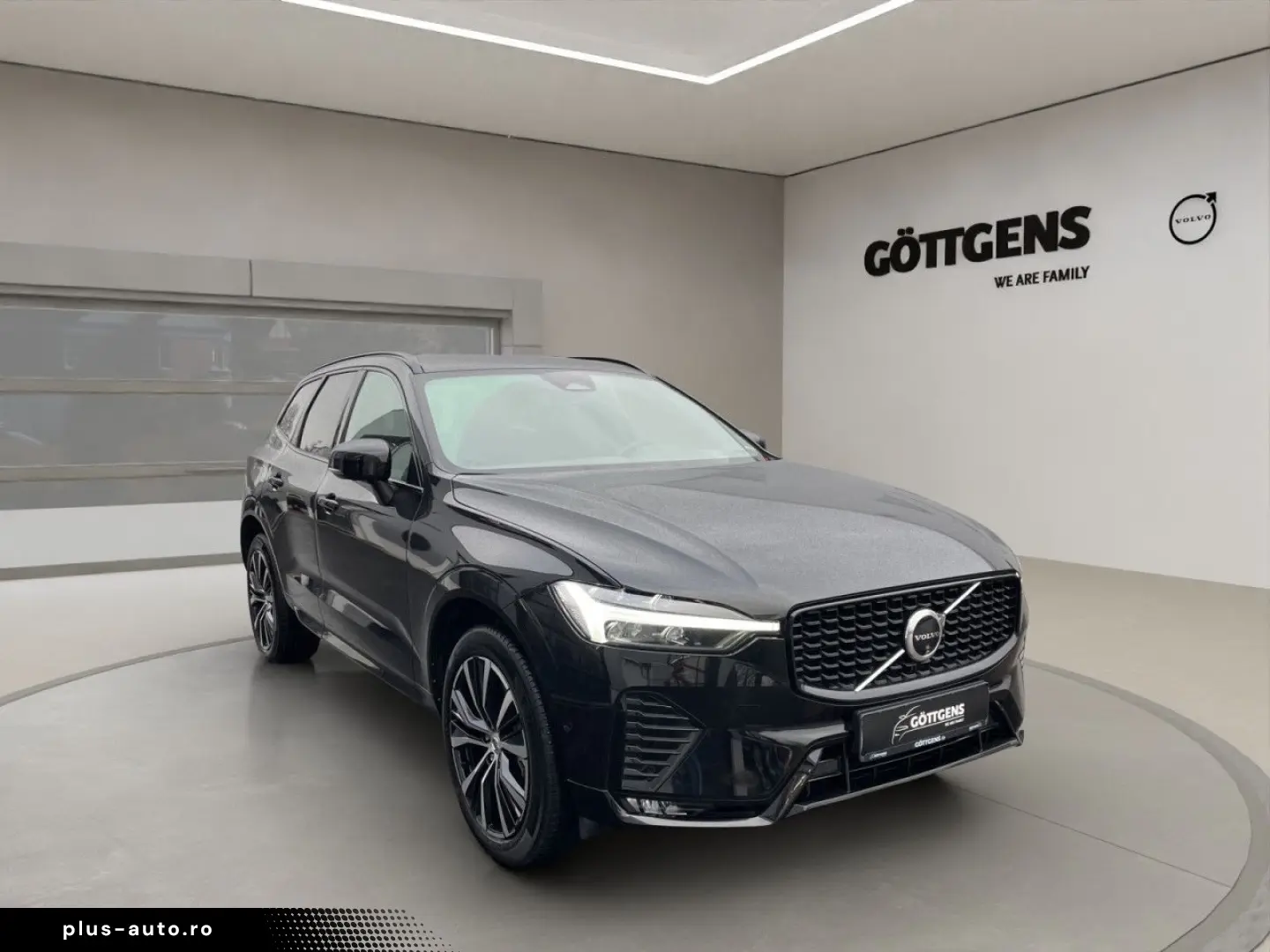 VOLVO XC60 B4 Plus Dark Business LED ACC BLIS 360  H