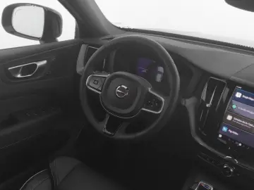 VOLVO XC60 B4 Benzin Plus Dark 19  AHK ACC WSS-HZG 360