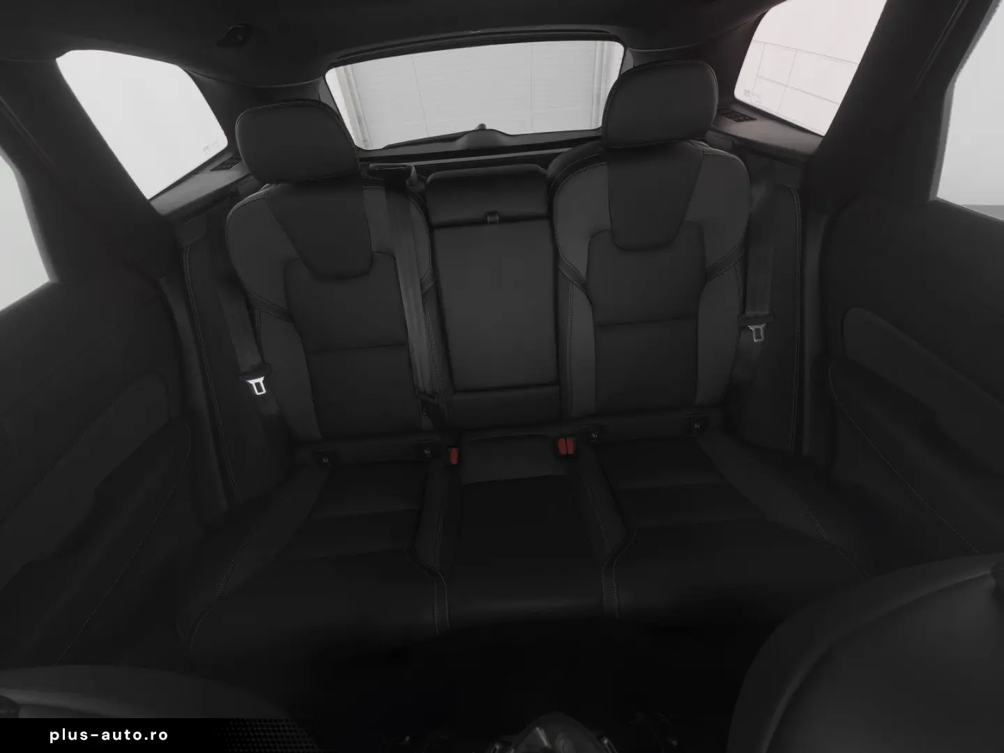 VOLVO XC60 B4 Benzin Plus Dark 19  AHK ACC WSS-HZG 360