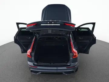 VOLVO XC60 B4 Benzin Plus Dark 19  AHK ACC WSS-HZG 360