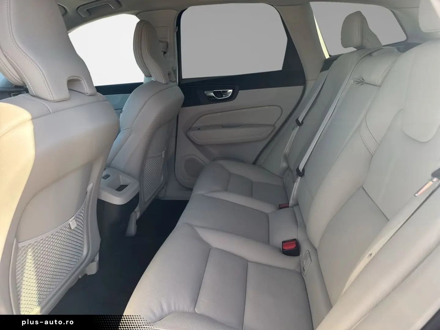 VOLVO XC60 B5 B AWD Core