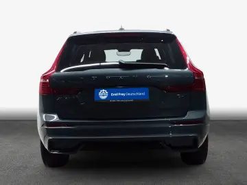 VOLVO XC60 B4 D AWD Plus Dark