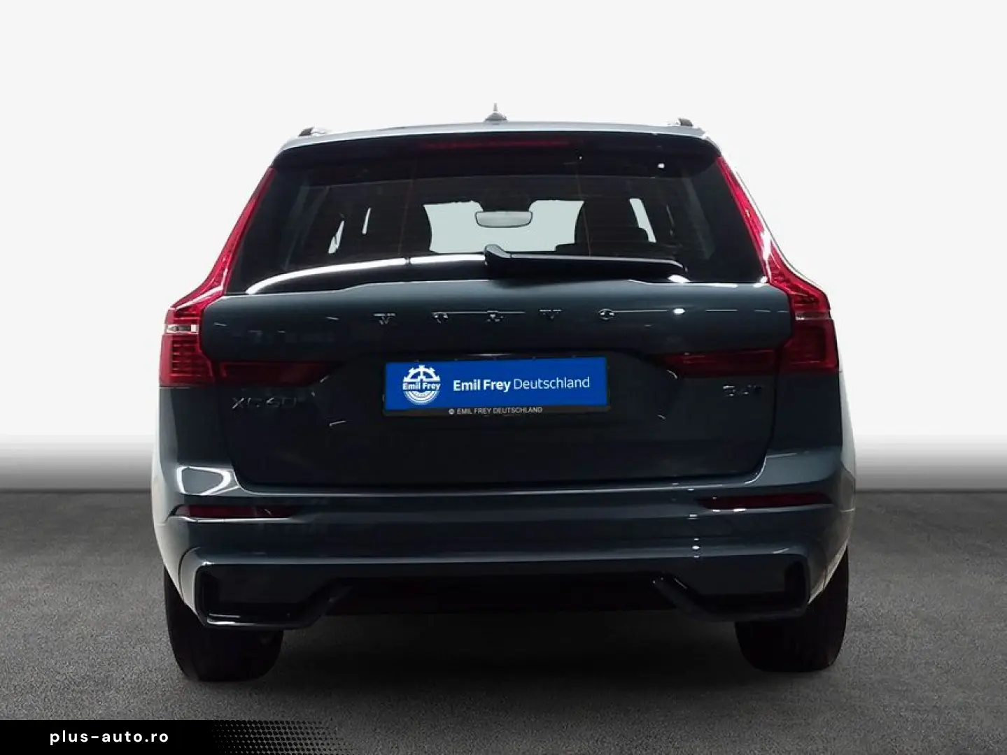 VOLVO XC60 B4 D AWD Plus Dark