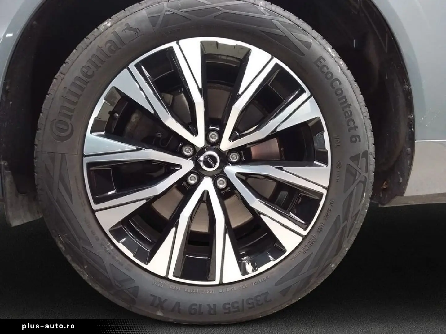 VOLVO XC60 B4 D AWD Plus Dark