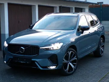 VOLVO XC60 AWD R Design Pano 360  Memory H&K AHK 21.Z