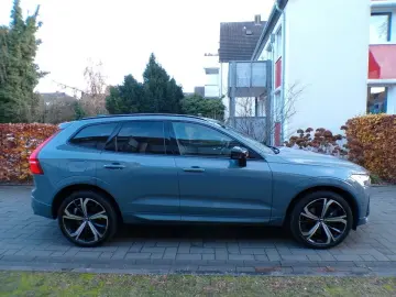 VOLVO XC60 AWD R Design Pano 360  Memory H&K AHK 21.Z