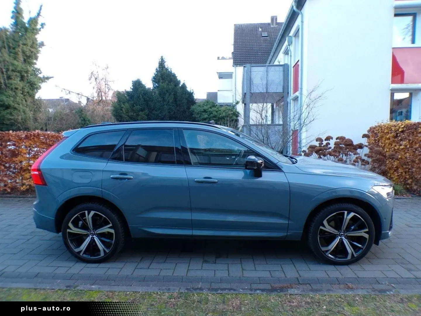 VOLVO XC60 AWD R Design Pano 360  Memory H&K AHK 21.Z