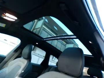 VOLVO XC60 AWD R Design Pano 360  Memory H&K AHK 21.Z