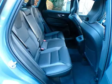 VOLVO XC60 AWD R Design Pano 360  Memory H&K AHK 21.Z