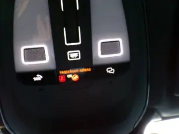 VOLVO XC60 AWD R Design Pano 360  Memory H&K AHK 21.Z