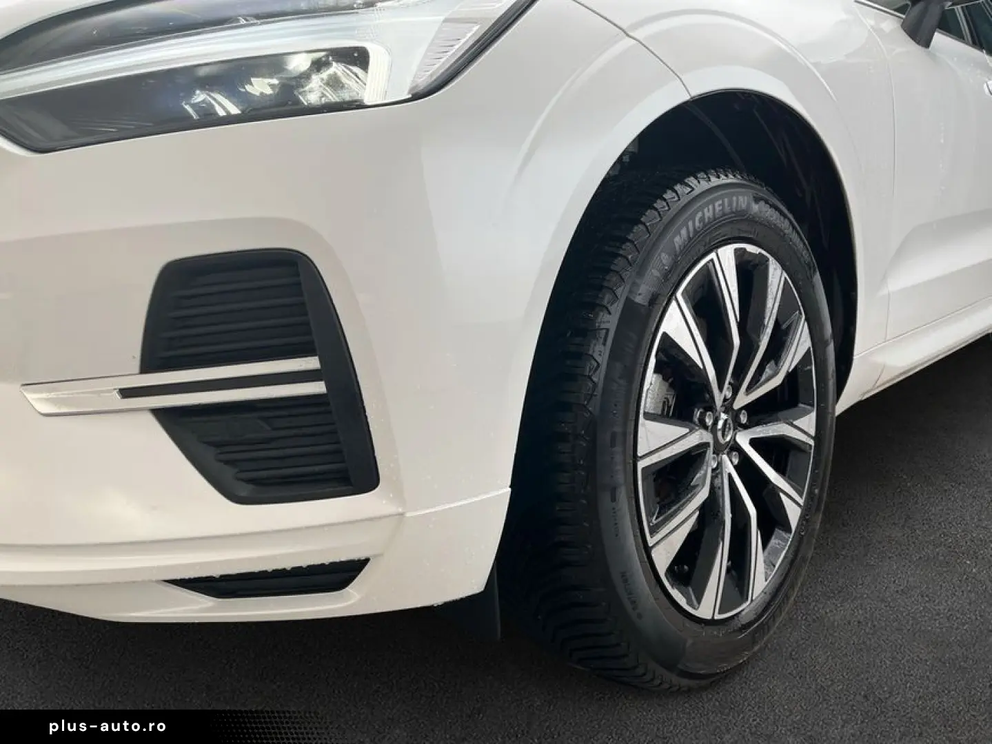 VOLVO XC60 B5 B AWD Core