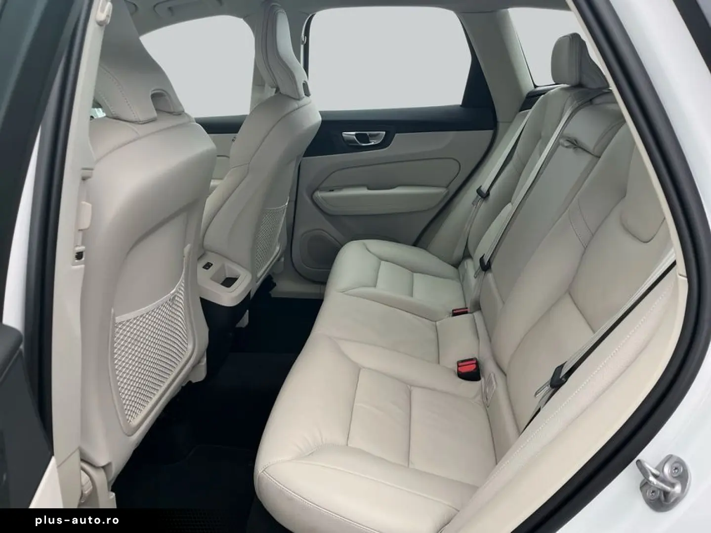 VOLVO XC60 B5 B AWD Core