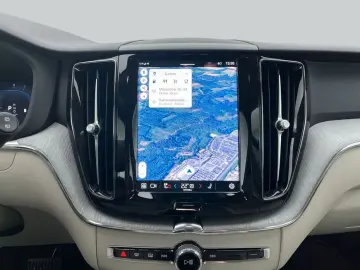 VOLVO XC60 B5 B AWD Core