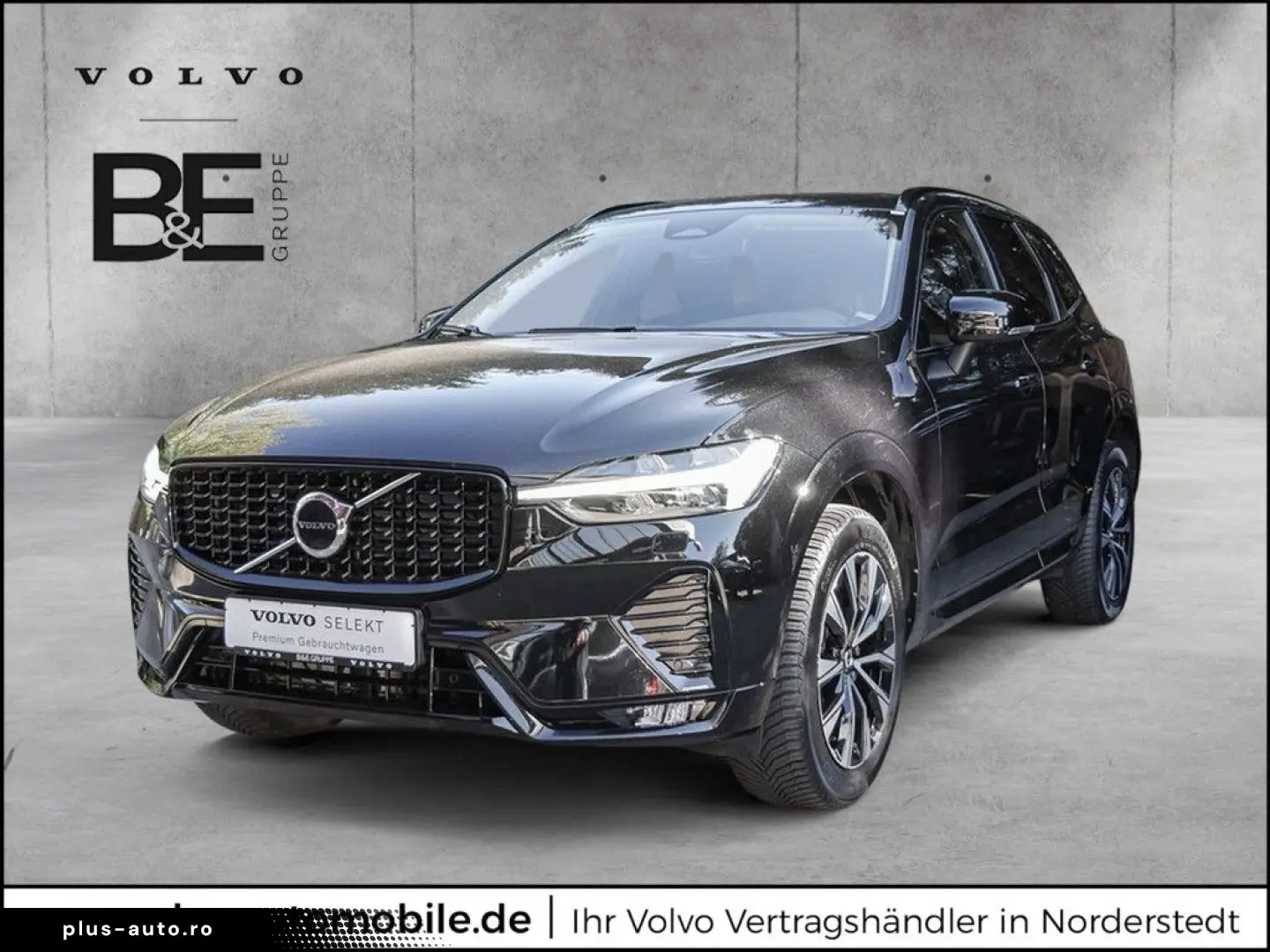 VOLVO XC60 B4 Plus Dark ACC   PANORAMA   HARMAN KARDON