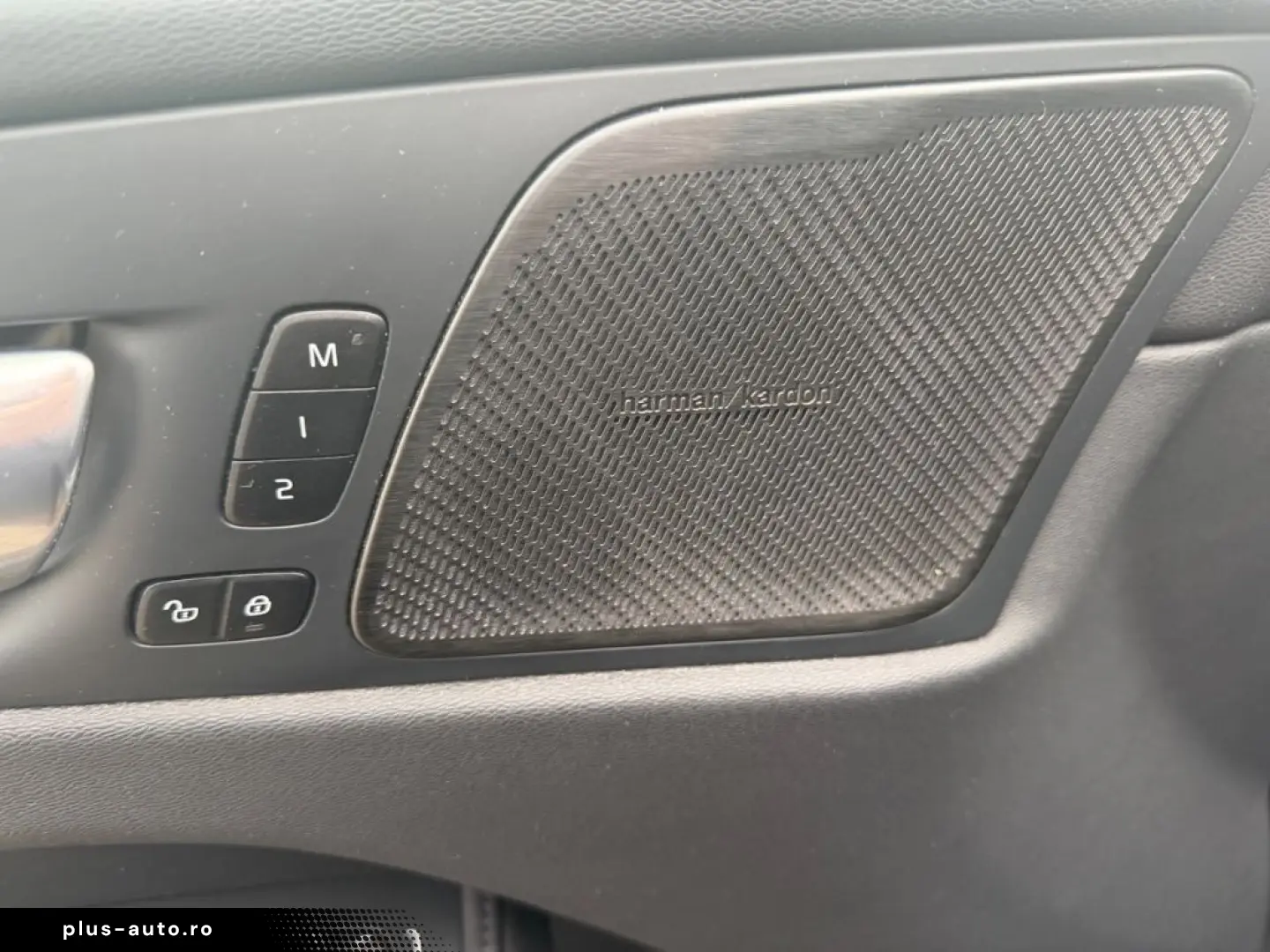 VOLVO XC60 Plus Dark B4 Diesel StandHZG Memory Sitze H