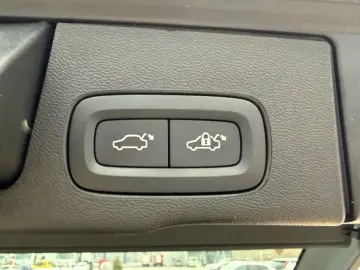 VOLVO XC60 Plus Dark B4 Diesel StandHZG Memory Sitze H