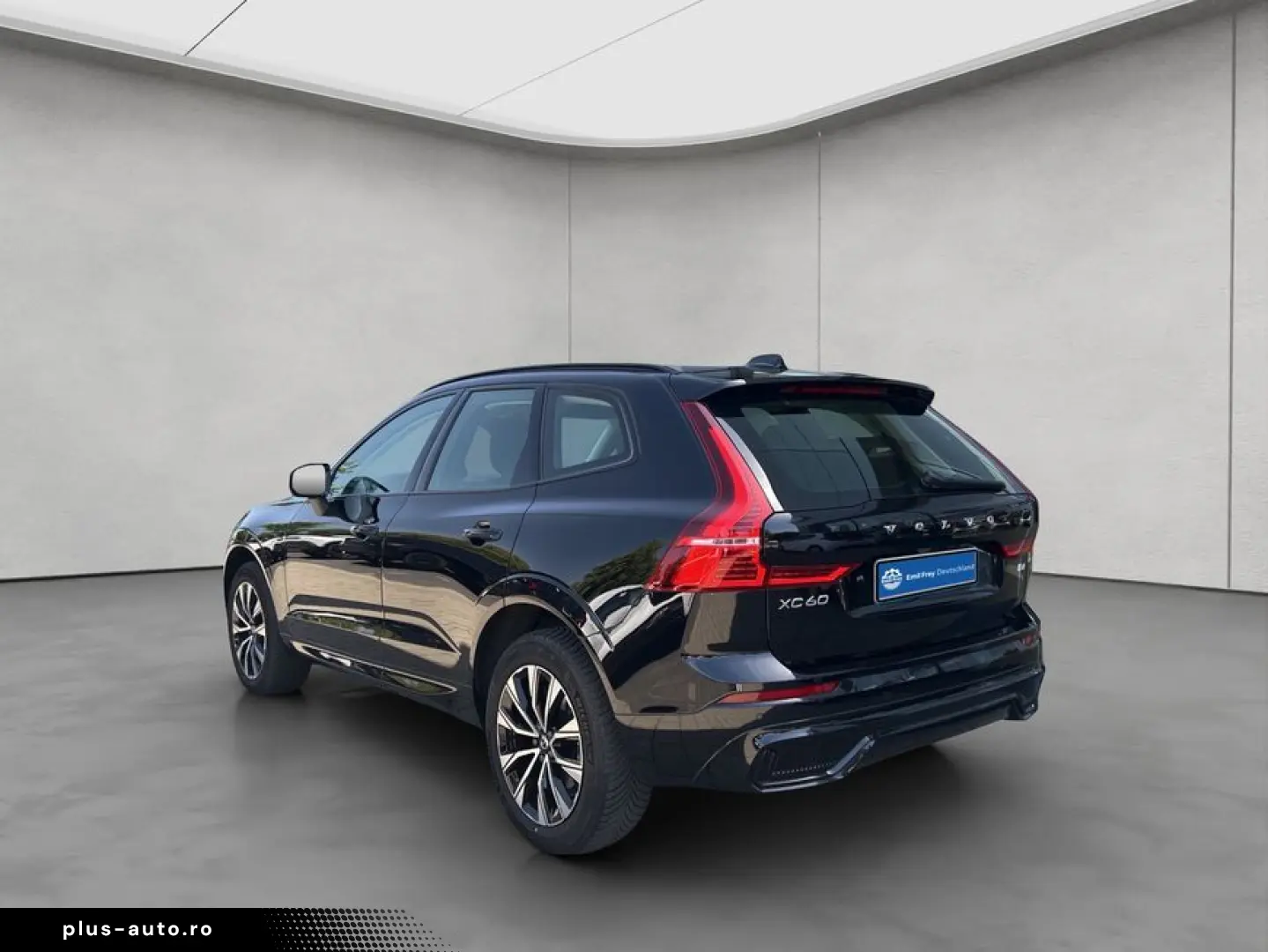 VOLVO XC60 B4 B Plus Dark