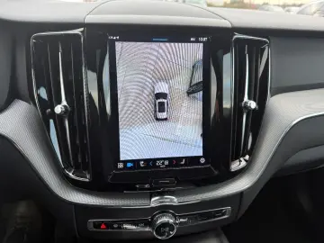 VOLVO XC60 Plus Dark AWD PANO SHZ 360 -Kamera