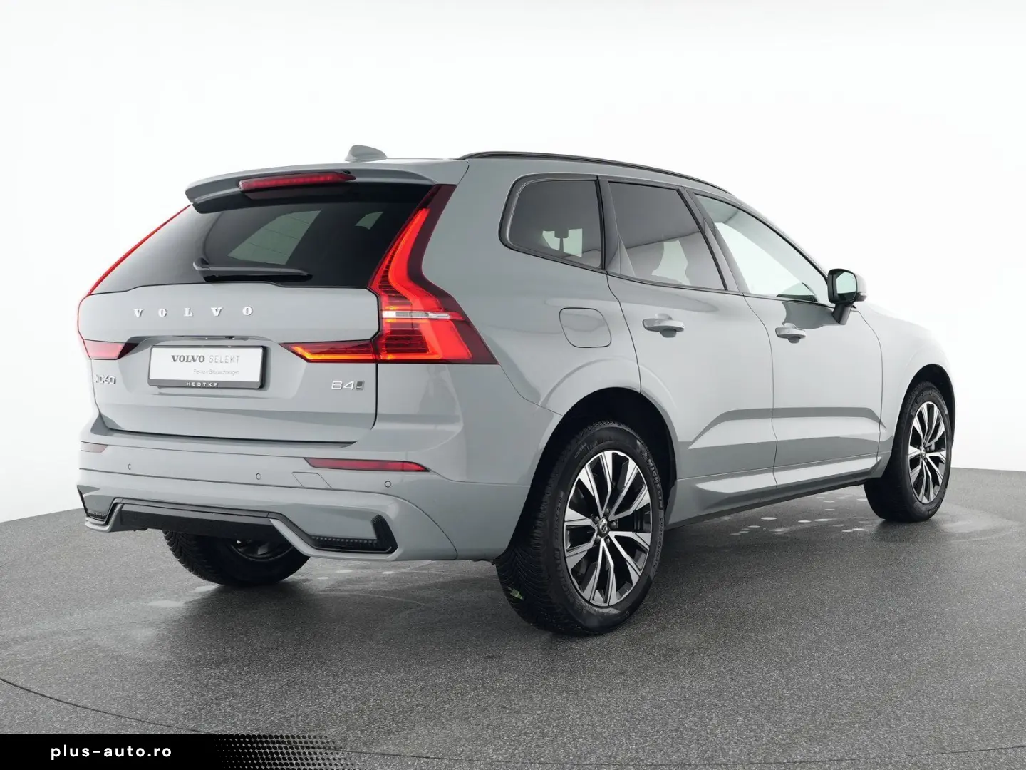 VOLVO XC60 B4 Diesel AWD Plus Dark 19  VOLL-LED ACC