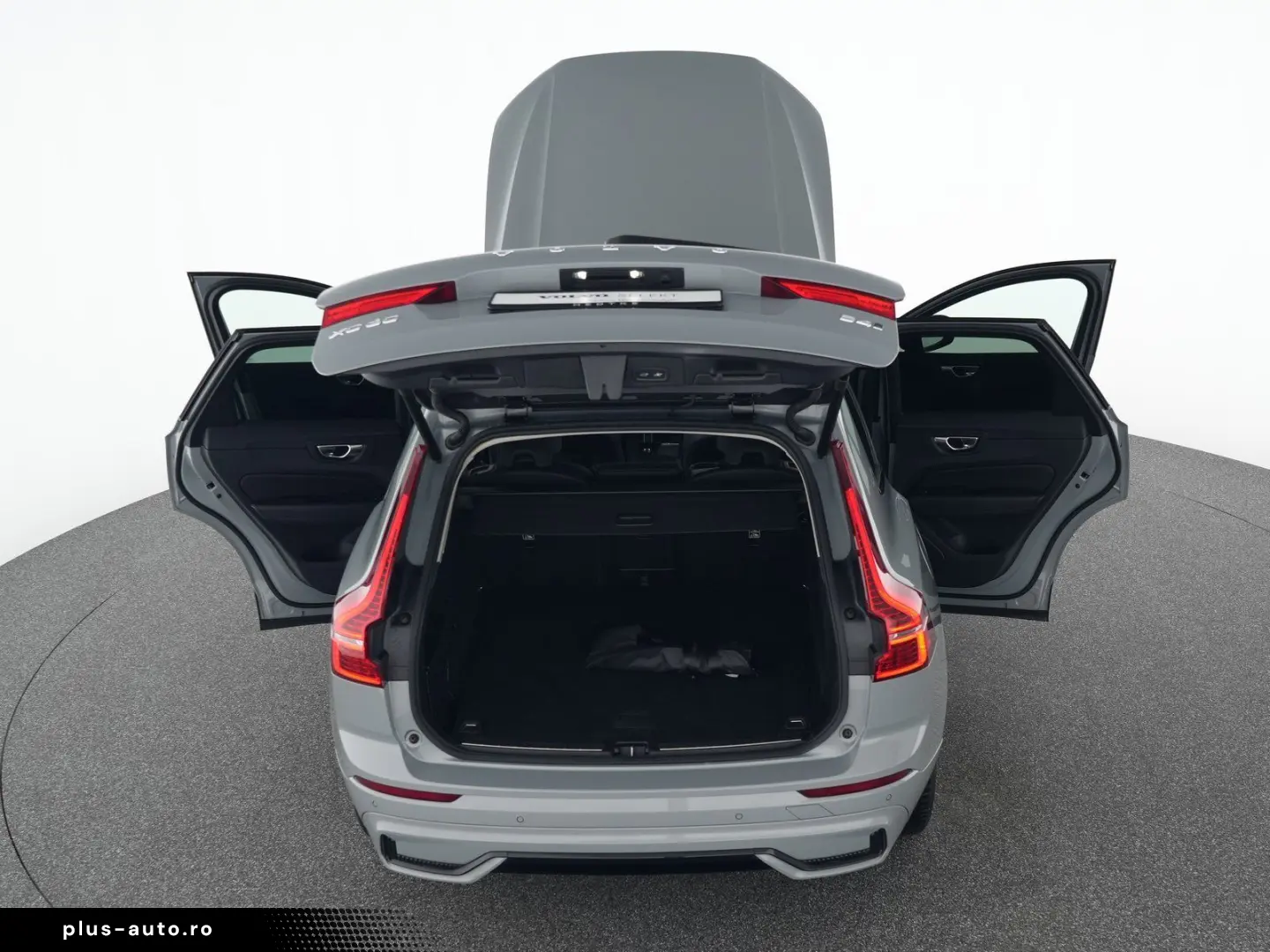 VOLVO XC60 B4 Diesel AWD Plus Dark 19  VOLL-LED ACC