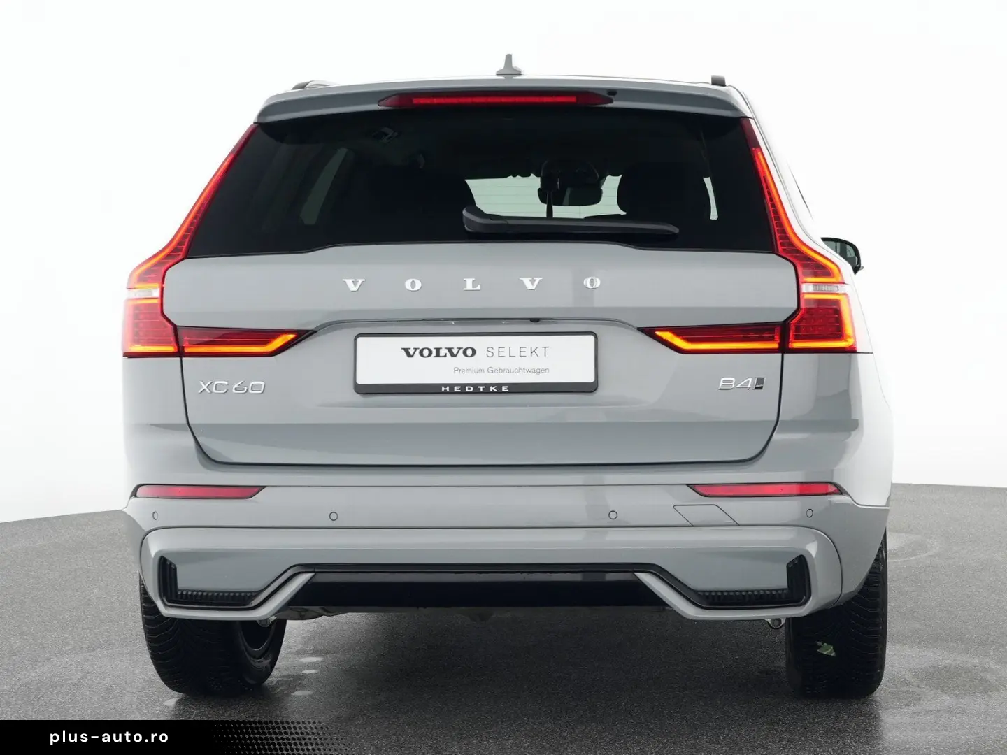 VOLVO XC60 B4 Diesel AWD Plus Dark 19  VOLL-LED ACC