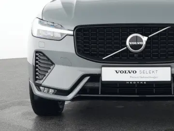 VOLVO XC60 B4 Diesel AWD Plus Dark 19  VOLL-LED ACC