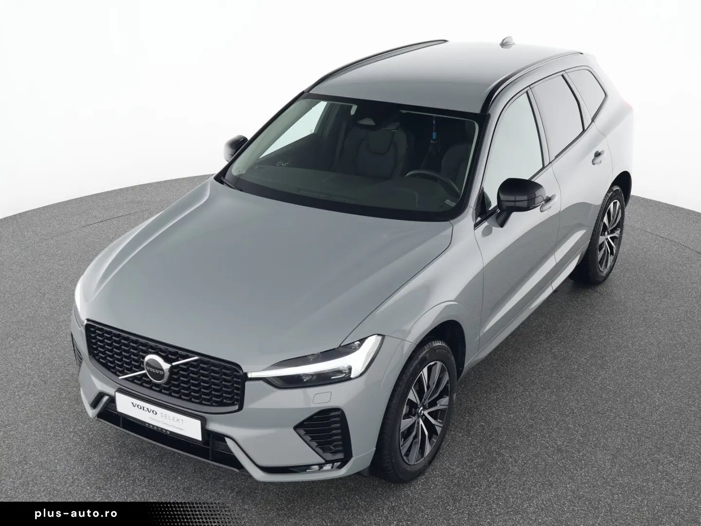 VOLVO XC60 B4 Diesel AWD Plus Dark 19  VOLL-LED ACC